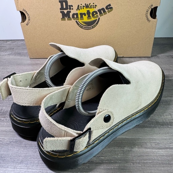 Dr. Martens Carlson Suede Slingback Mules Beige Warm Sand size 10 EUC - Picture 3 of 9